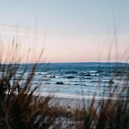 Strandvillen - Mit 1 Schlafzimmer Und Balkon Dr-422 Apartamento