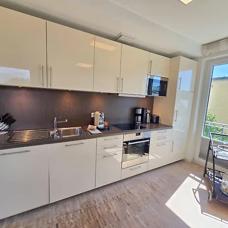 Strandvillen - Mit 1 Schlafzimmer Und Balkon Dr-422 * Binz